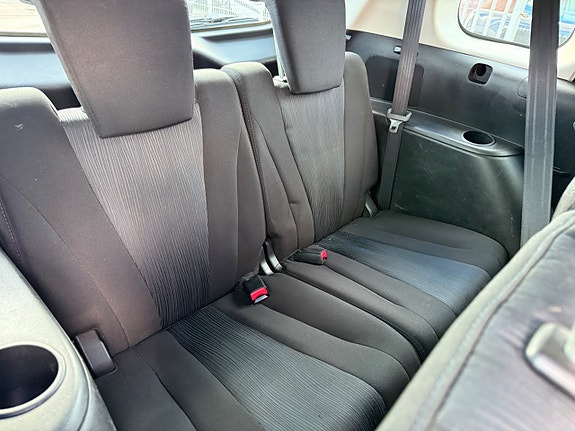 Mazda 5 10 of 14