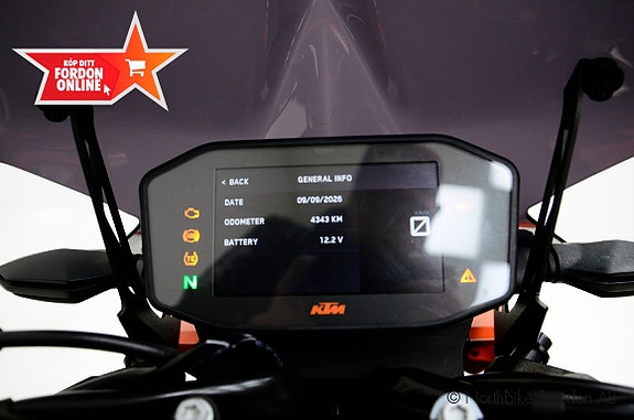 KTM 890 DUKE - Hemleverans 13 of 14