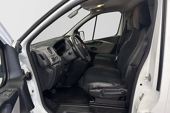Renault Trafic 4 of 18