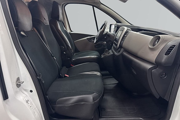 Renault Trafic 7 of 18