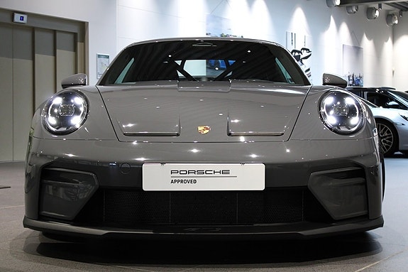 Porsche 911 GT3 7 of 20