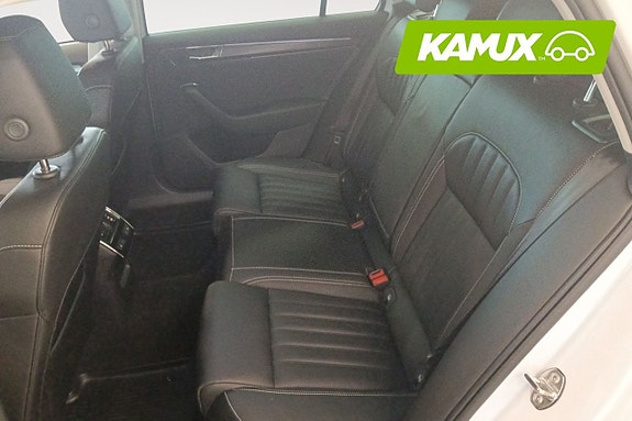 Skoda Superb 14 of 22