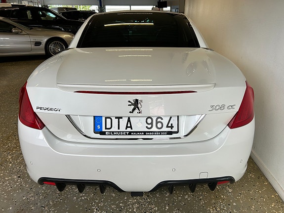 Peugeot 308 8 of 12