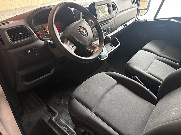 Renault Master 10 of 15