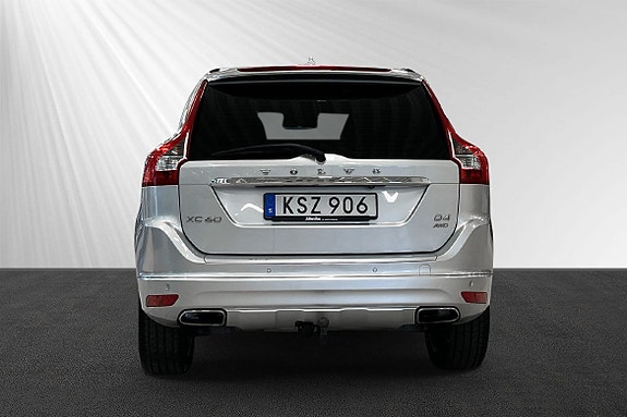 Volvo XC60 2 of 16