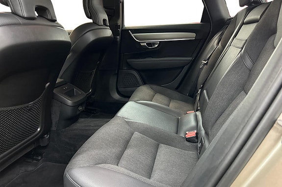 Volvo V90 13 of 21