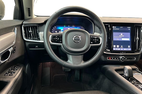 Volvo V90 11 of 21