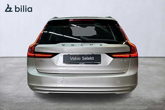 Volvo V90 5 of 21