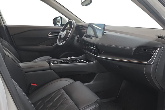 Nissan X-Trail 7 of 22