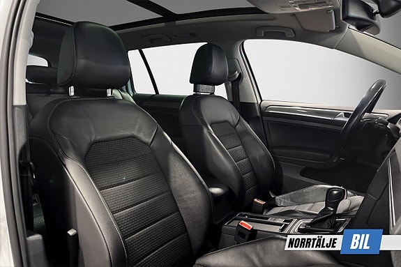 Volkswagen Golf Alltrack 13 of 20