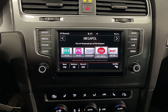 Volkswagen Golf Alltrack 18 of 20