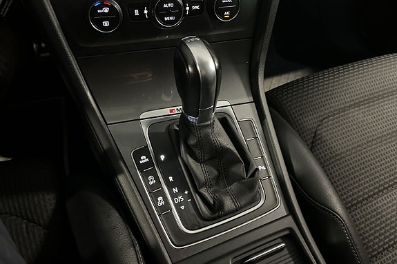 Volkswagen Golf Alltrack 14 of 20