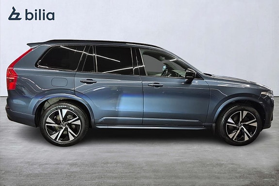 Volvo XC90 18 of 23