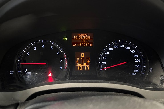 Toyota Avensis 17 of 25
