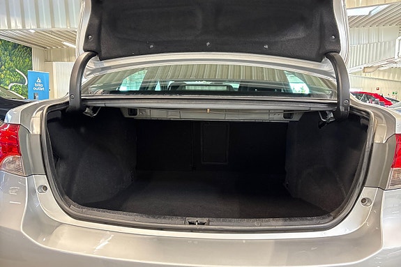 Toyota Avensis 10 of 25