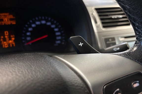 Toyota Avensis 25 of 25
