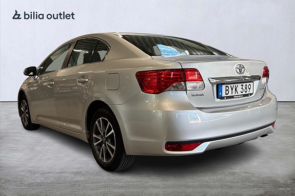 Toyota Avensis 8 of 25