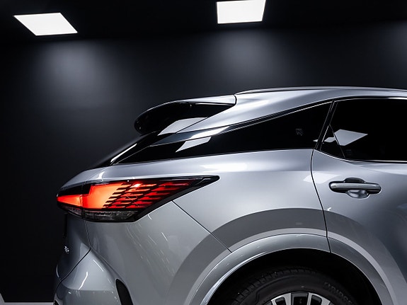 Lexus RX350h 17 of 30