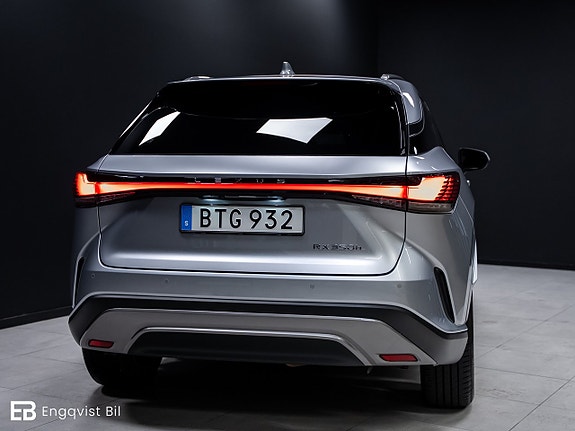 Lexus RX350h 13 of 30