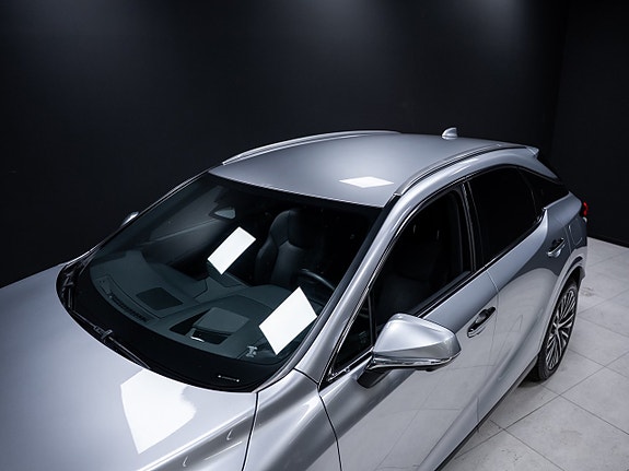 Lexus RX350h 9 of 30