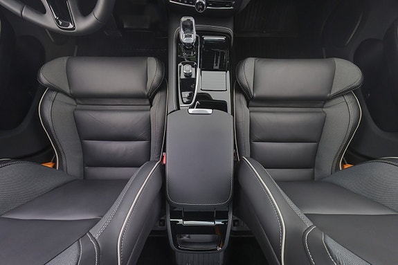 Volvo S60 14 of 29