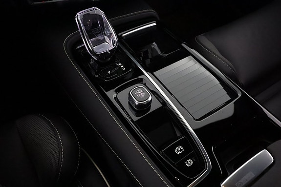 Volvo S60 24 of 29
