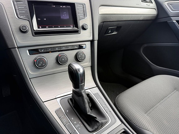 Volkswagen Golf I 12 of 13