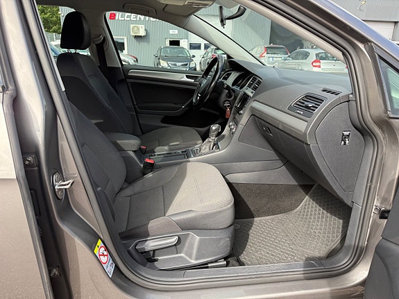 Volkswagen Golf I 8 of 13