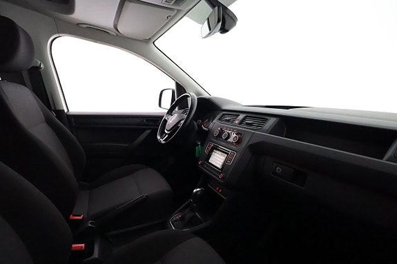 Volkswagen Caddy Maxi 12 of 24