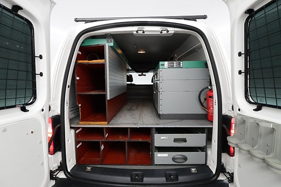 Volkswagen Caddy Maxi 23 of 24