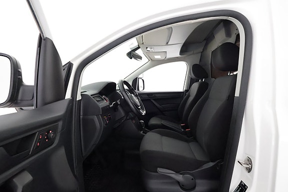 Volkswagen Caddy Maxi 10 of 24
