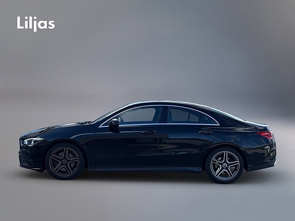 Mercedes-Benz CLA200 3 of 9