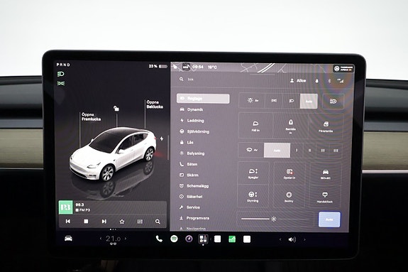 Tesla Model Y 18 of 26