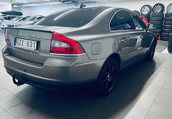 Volvo S80 6 of 19