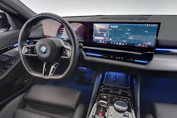 BMW 530e 16 of 27