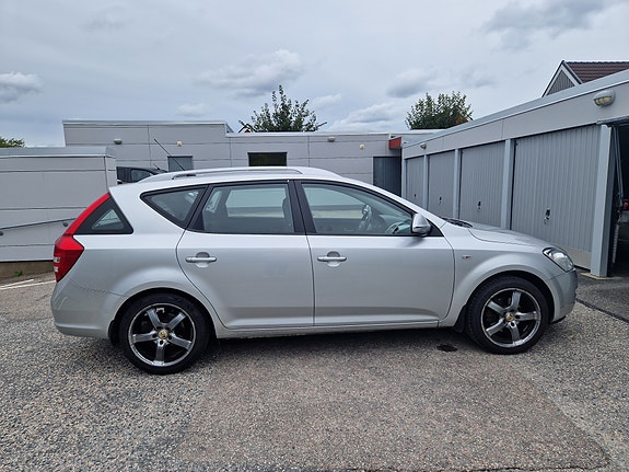 Kia Ceed 4 of 11