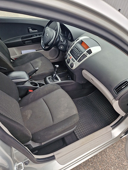 Kia Ceed 5 of 11