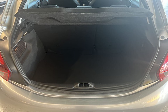 Peugeot 208 9 of 9