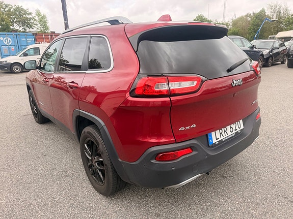 Jeep Cherokee 5 of 30
