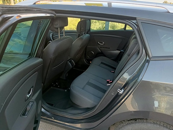 Renault Megane 5 of 6