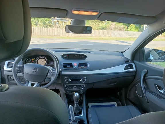 Renault Megane 3 of 6
