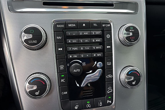 Volvo XC60 22 of 30
