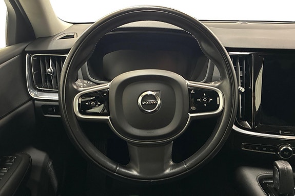 Volvo V60 12 of 30