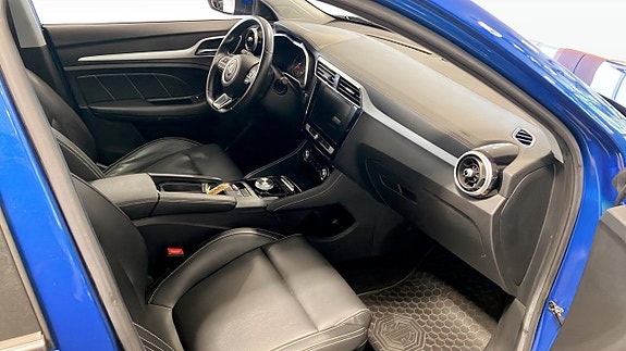 MG ZS EV 3 of 9