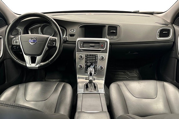 Volvo V60 13 of 27