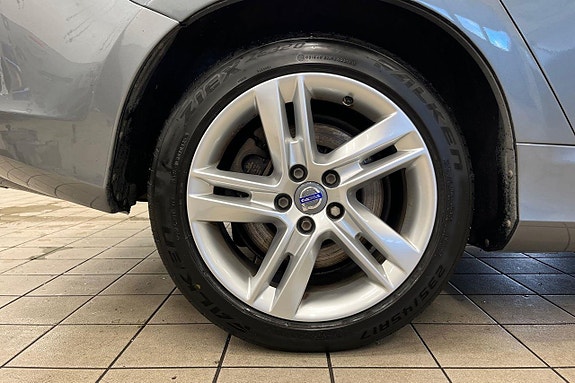 Volvo V60 10 of 27