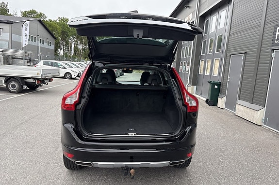 Volvo XC60 16 of 26