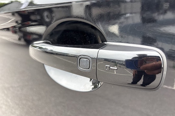Volvo XC60 17 of 26