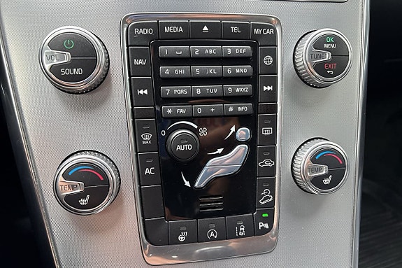 Volvo XC60 20 of 26
