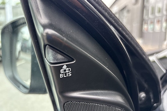 Volvo XC60 18 of 26